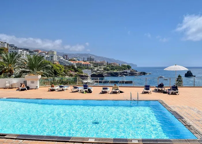 Blue Wave, A Home In Madeira