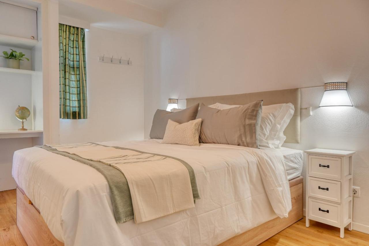 Blue Wave, A In Madeira Apartment